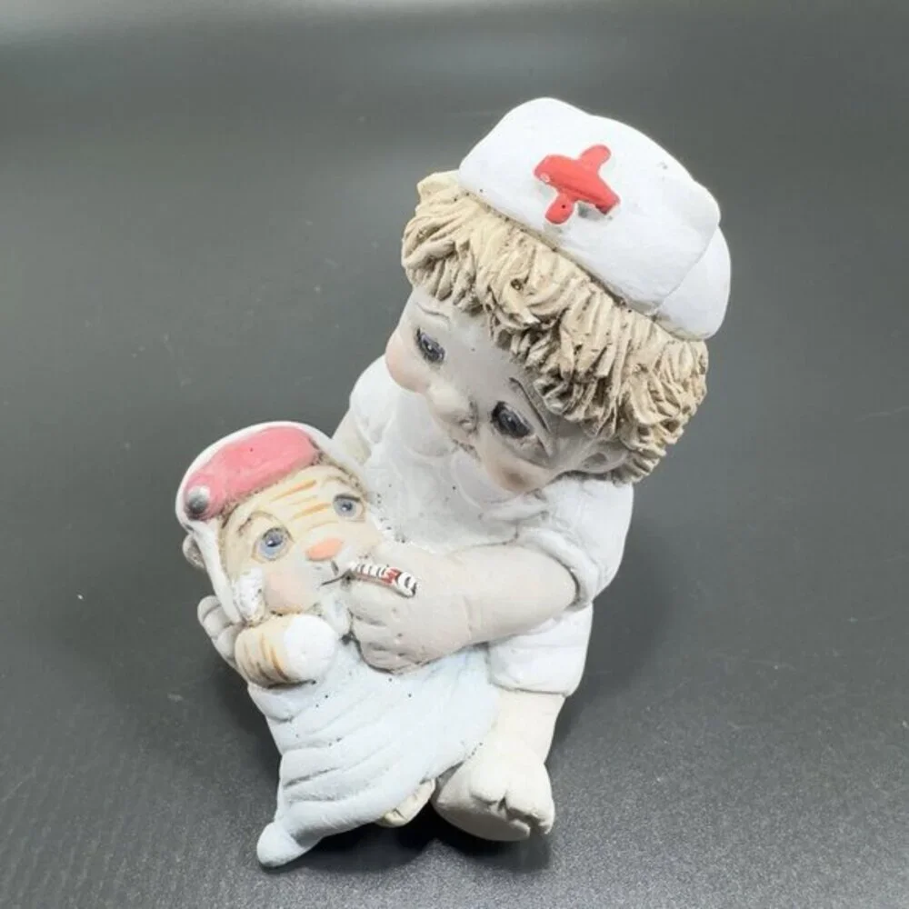 1996 Cast Art‎ Industries Dreamsicles Signed Kristin Figurine Junior Nurse VTG